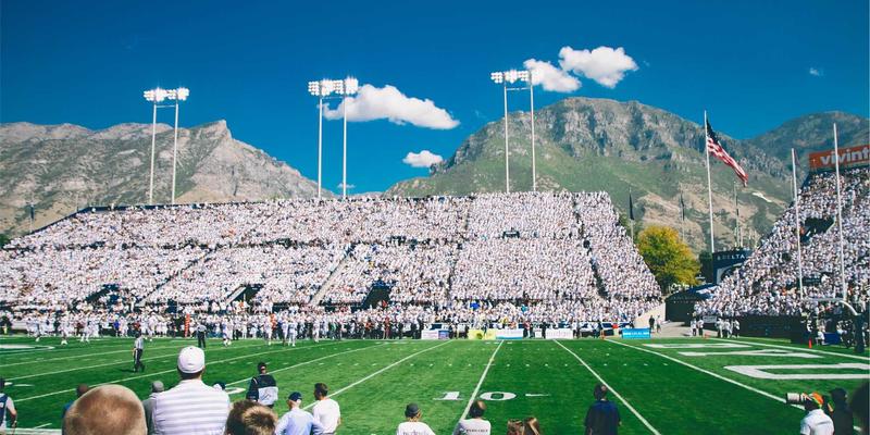 Tom Olson94：在个人博客中构建数字生活方式的真实叙事