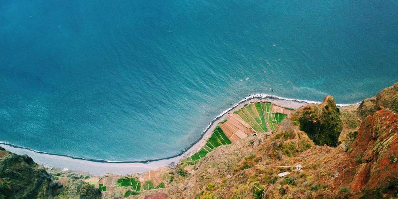 重塑生活哲学：从Tom Olson的公开演讲中提炼自我提升的核心智慧
